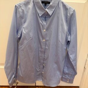 Banana Republic women’s Light Blue Dress Shirt